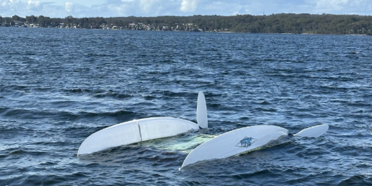 leopard catamaran capsize